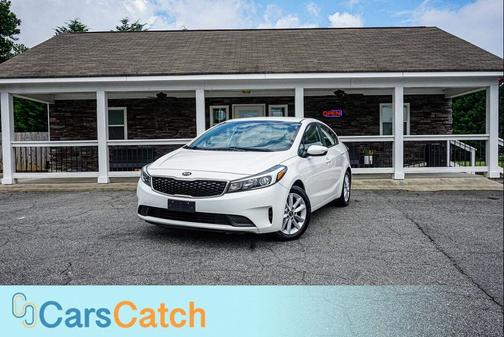 Snow White Pearl 2017 Kia Forte LX