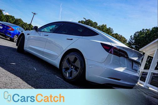 Pearl White Multi-Coat 2021 Tesla Model 3 Standard Range Plus