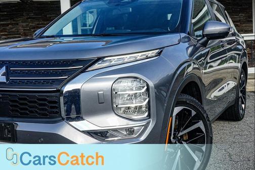 Alloy Silver Metallic 2023 Mitsubishi Outlander SE S-AWC