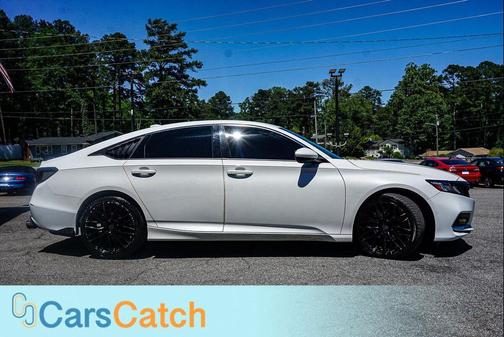 Platinum White Pearl 2018 Honda Accord Sport