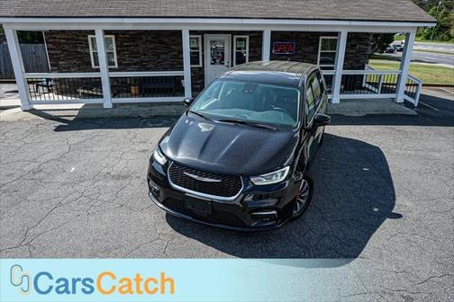 2023 Chrysler Pacifica Hybrid Touring L