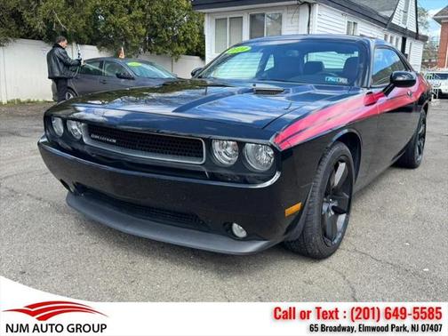 2014 Dodge Challenger SXT