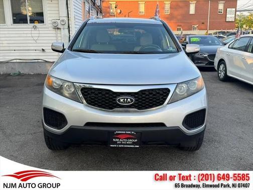 2011 Kia Sorento LX