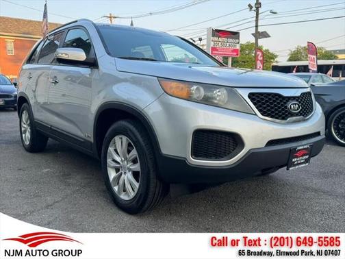 2011 Kia Sorento LX