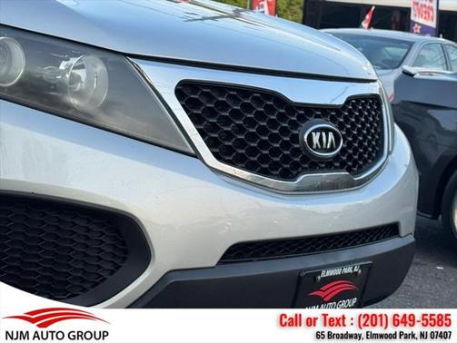 2011 Kia Sorento LX