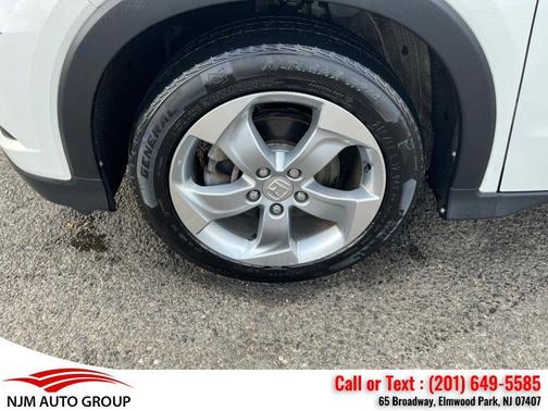 White Orchid Pearl 2017 Honda HR-V LX