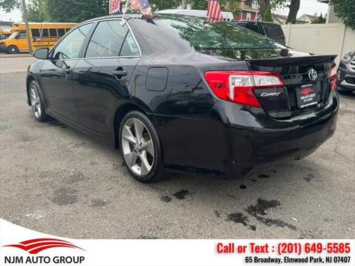 2014 Toyota Camry SE