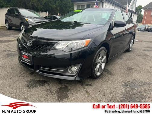 2014 Toyota Camry SE