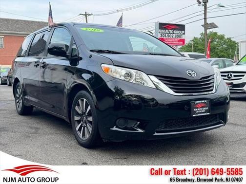 2012 Toyota Sienna LE