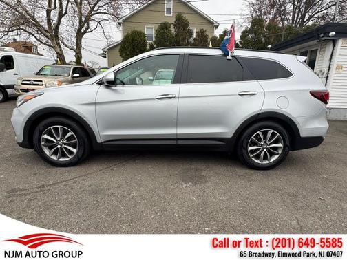 2017 Hyundai SANTA FE SE