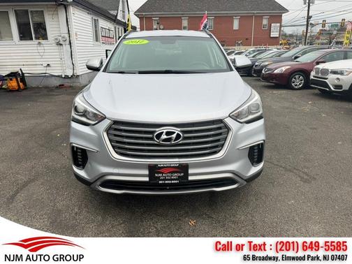 2017 Hyundai SANTA FE SE