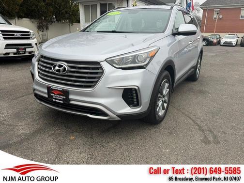 2017 Hyundai SANTA FE SE