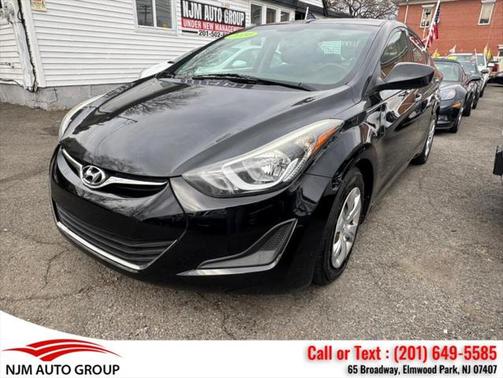 2014 Hyundai ELANTRA SE