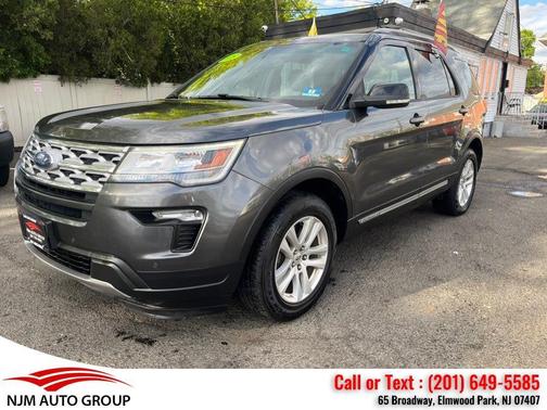 Magnetic Metallic 2018 Ford Explorer XLT