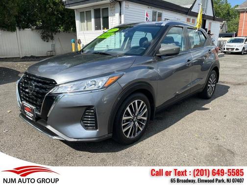 Gun Metallic 2021 Nissan Kicks SV