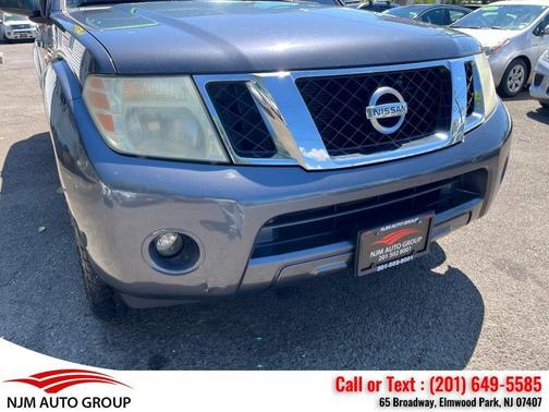Dark Slate Metallic 2010 Nissan Pathfinder SE