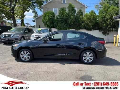 2016 Mazda Mazda3 i Sport