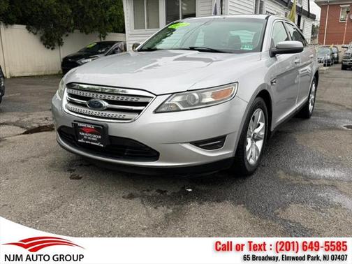 2010 Ford Taurus SEL