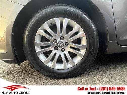 2013 Toyota Sienna XLE