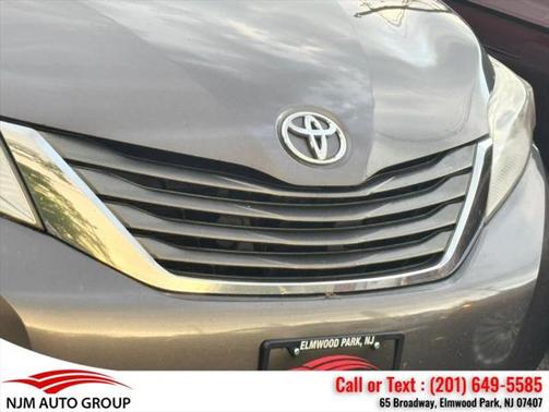 2013 Toyota Sienna XLE