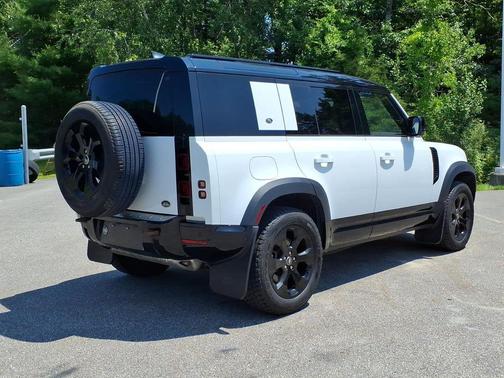White 2023 Land Rover Defender 110 X-Dynamic SE