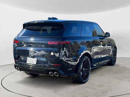 2025 Land Rover Range Rover Sport P635 SV Edition Two