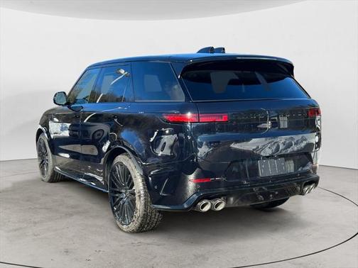 2025 Land Rover Range Rover Sport P635 SV Edition Two
