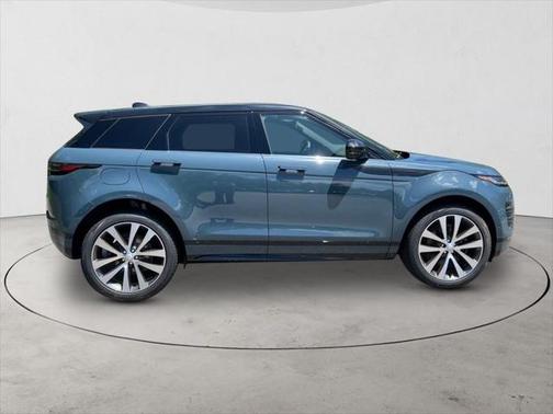 2026 Land Rover Range Rover Evoque Dynamic SE