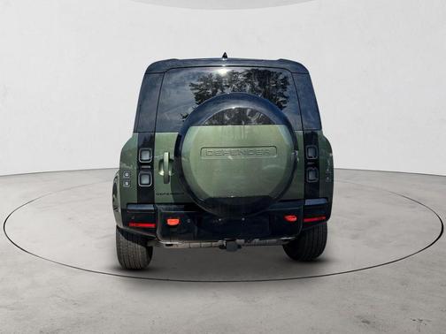Woolstone Green Metallic 2026 Land Rover Defender P400 X