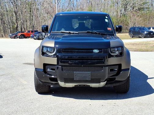 2024 Land Rover Defender 110 P400 X