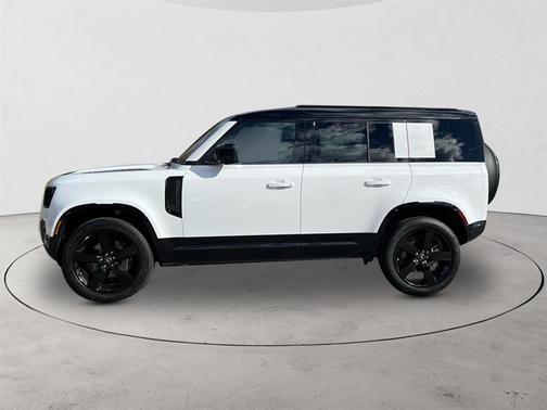 2025 Land Rover Defender 110 P400 X-Dynamic SE