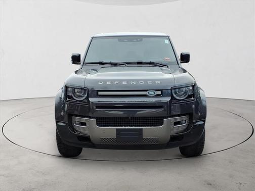 2024 Land Rover Defender 110 P400 X-Dynamic SE