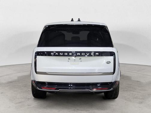 2023 Land Rover Range Rover P530 SE