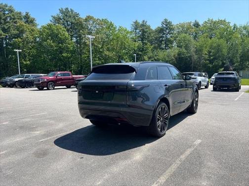 2026 Land Rover Range Rover Velar P400 Dynamic SE