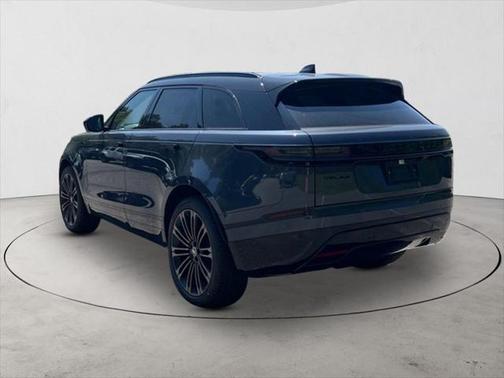 2026 Land Rover Range Rover Velar P400 Dynamic SE
