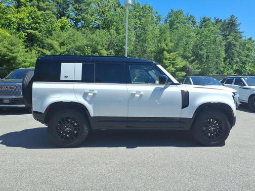 White 2021 Land Rover Defender 110 X-Dynamic HSE