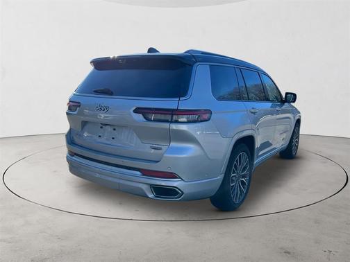 2023 Jeep Grand Cherokee L Summit Reserve