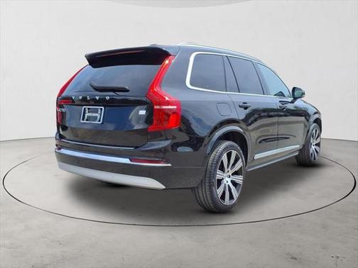 2022 Volvo XC90 Recharge Plug-In Hybrid T8 Inscription Expression 6 Passenger