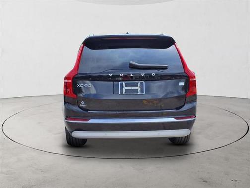 2022 Volvo XC90 Recharge Plug-In Hybrid T8 Inscription Expression 6 Passenger