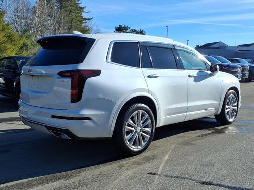 2023 Cadillac XT6 Premium Luxury AWD