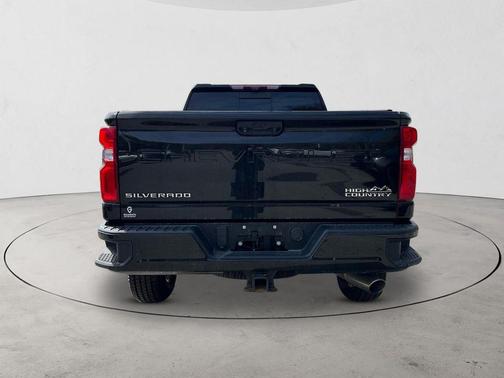Black 2022 Chevrolet Silverado 2500 High Country