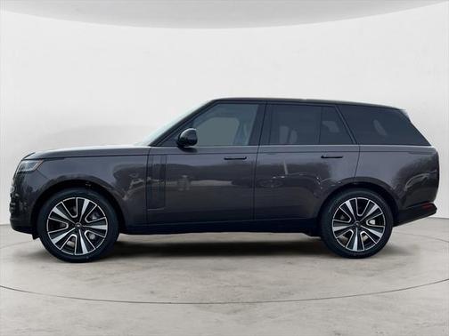 2025 Land Rover Range Rover P530 SE