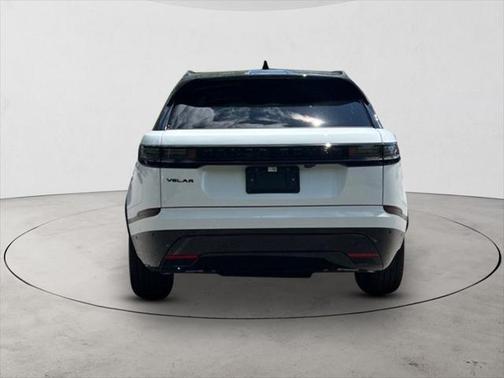 2026 Land Rover Range Rover Velar P250 SE R-Dynamic