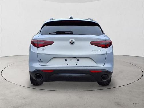 2022 Alfa Romeo Stelvio Sprint