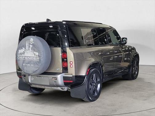 2023 Land Rover Defender 110 X-Dynamic SE