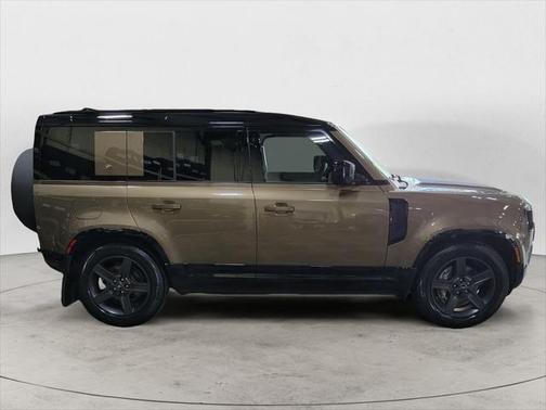 2023 Land Rover Defender 110 X-Dynamic SE