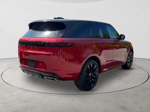 2025 Land Rover Range Rover Sport SE