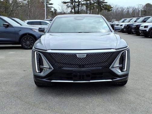 2025 Cadillac LYRIQ Luxury