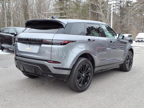 2026 Land Rover Range Rover Evoque Dynamic SE