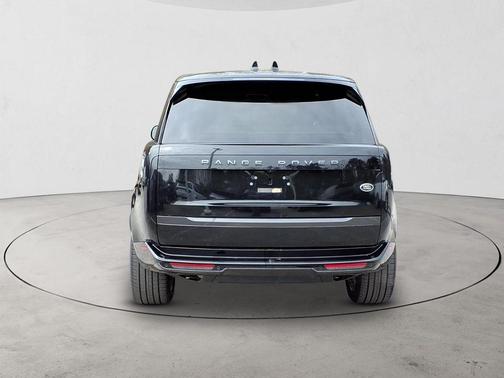 2023 Land Rover Range Rover P400 SE